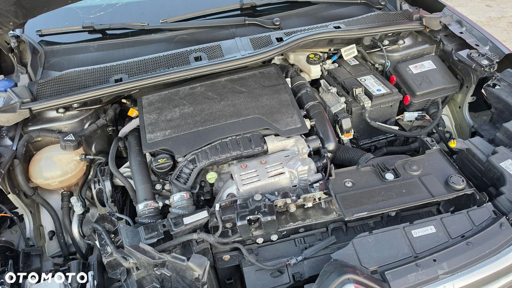 Citroën C4 PureTech 130 Stop&Start FEEL PACK - 36