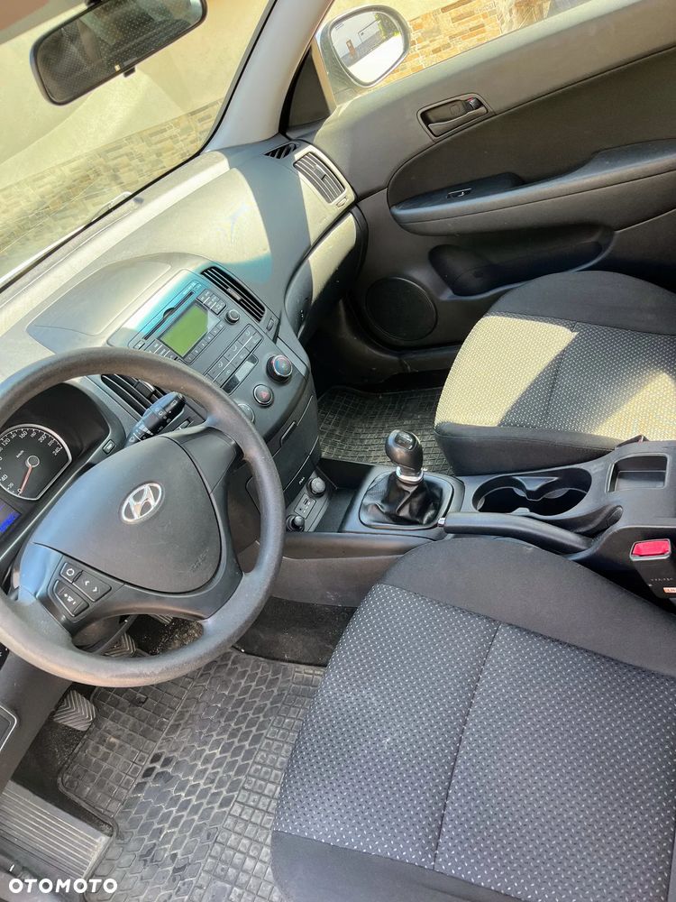 Hyundai i30 1.4 Base - 10