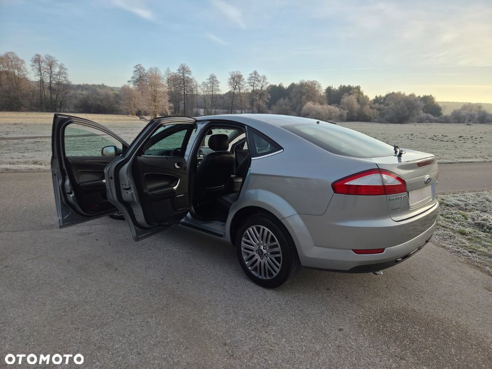Ford Mondeo 1.8 TDCi Ghia - 19