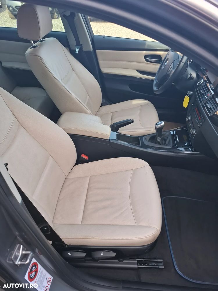 BMW Seria 3 316d Luxury Line - 30