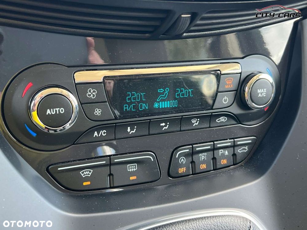Ford Kuga - 20