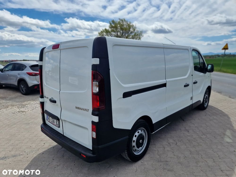 Renault Trafic - 10