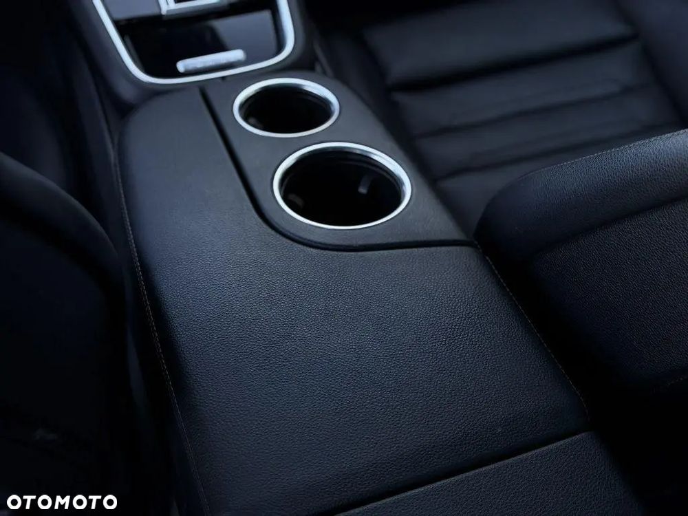 Porsche Panamera 4 GPF Executive - 23