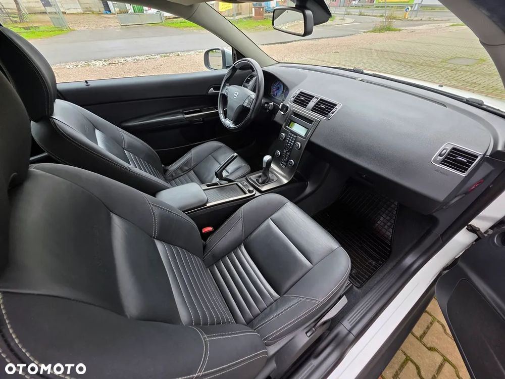 Volvo C30 D2 DRIVe R-Design Start-Stop - 14