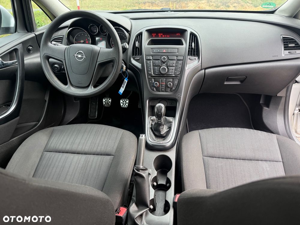 Opel Astra 1.4 Innovation 110 Jahre - 7
