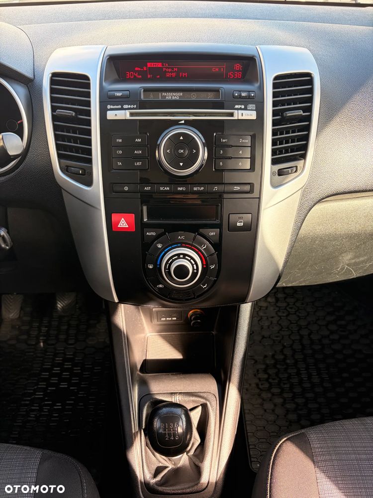 Kia Venga 1.4 CRDi M - 15