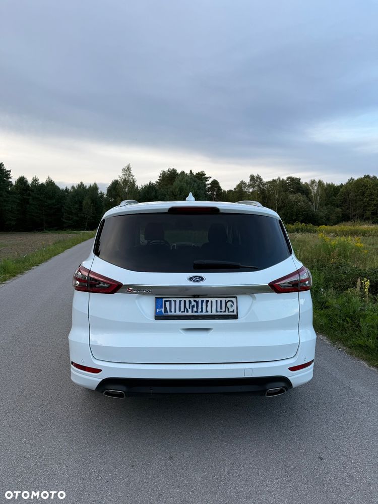 Ford S-Max - 10
