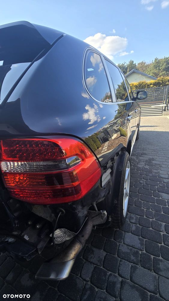 Porsche Cayenne - 6