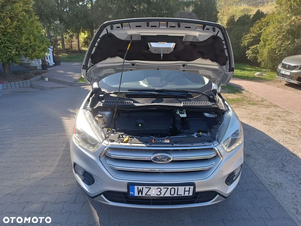 Ford Kuga 2.0 TDCi 4x2 Titanium - 30
