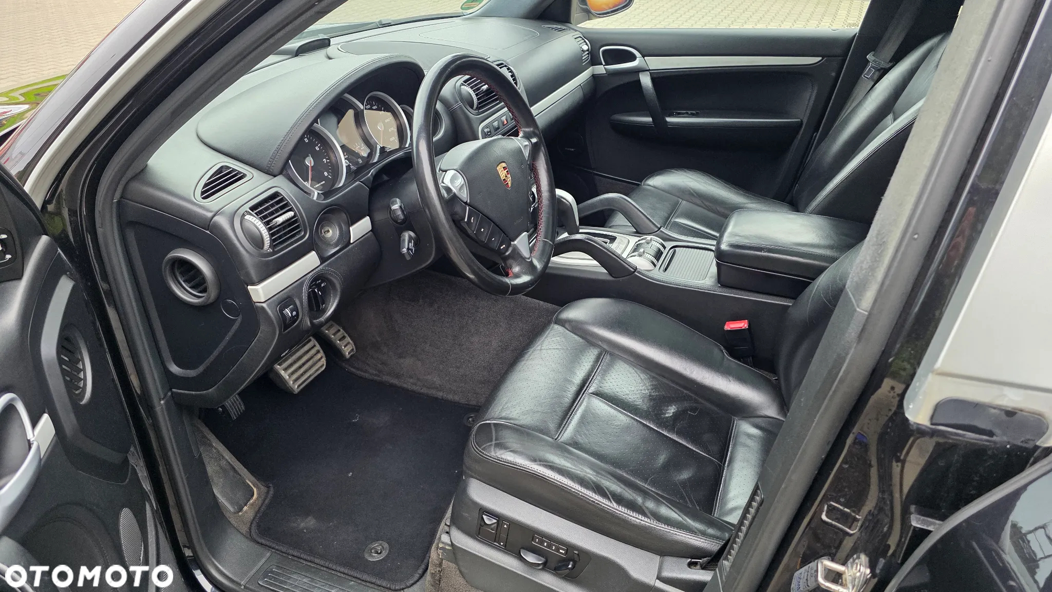 Porsche Cayenne Turbo - 15
