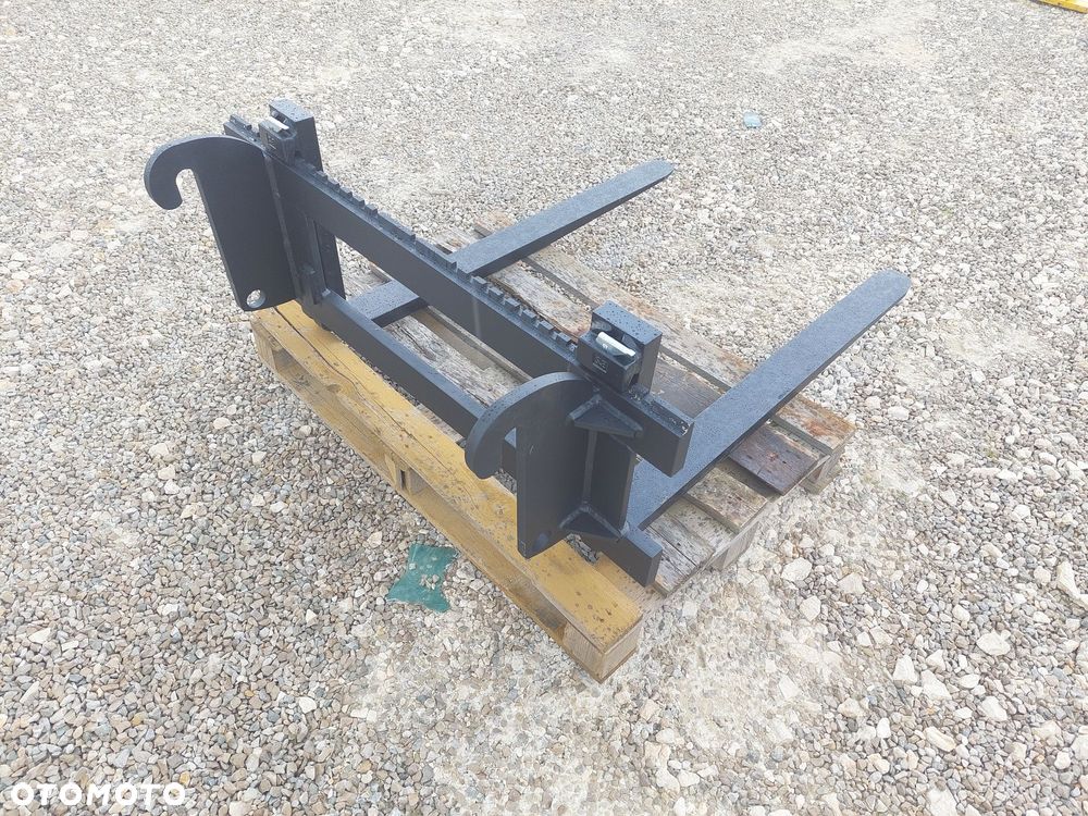 Widły Liebherr z Karetką 2,5t 120cm [OS 11062] - 5