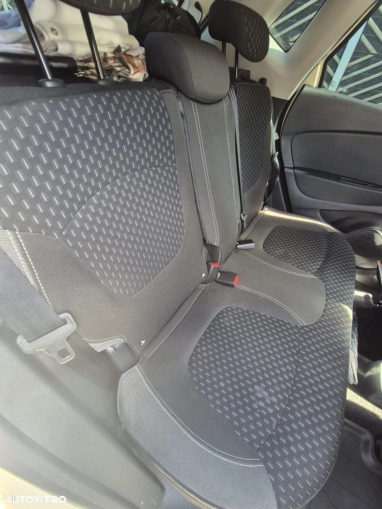 Renault Captur - 16
