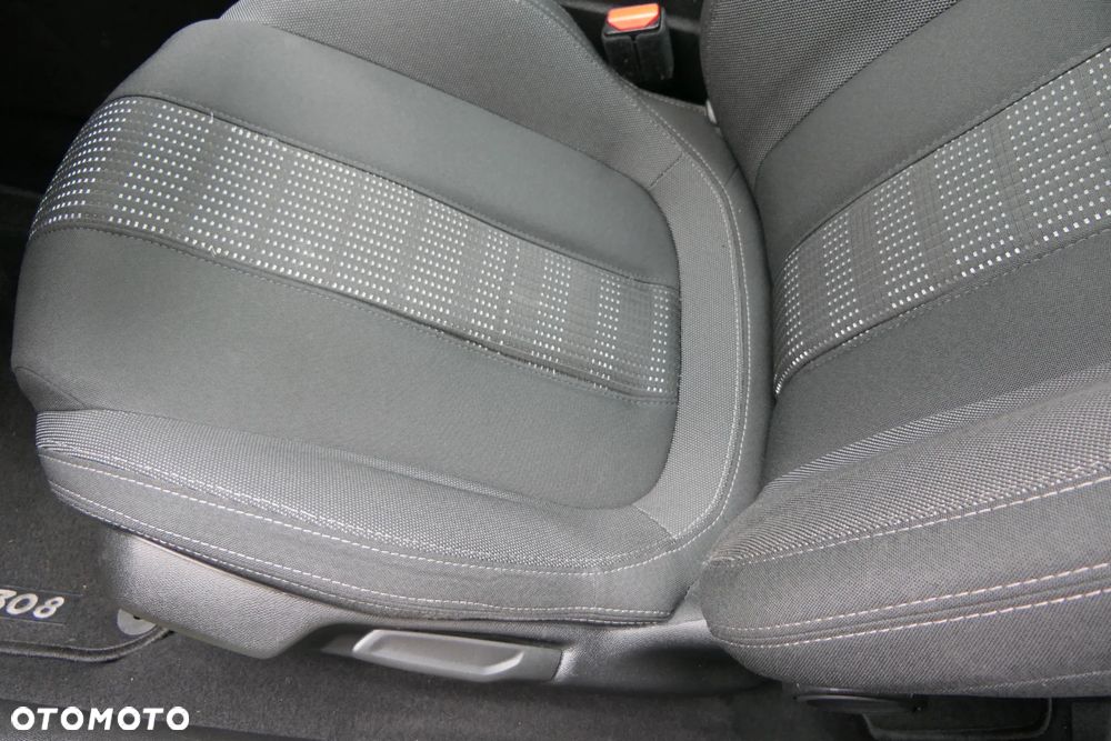 Peugeot 308 1.6 BlueHDi Business Line S&S - 25