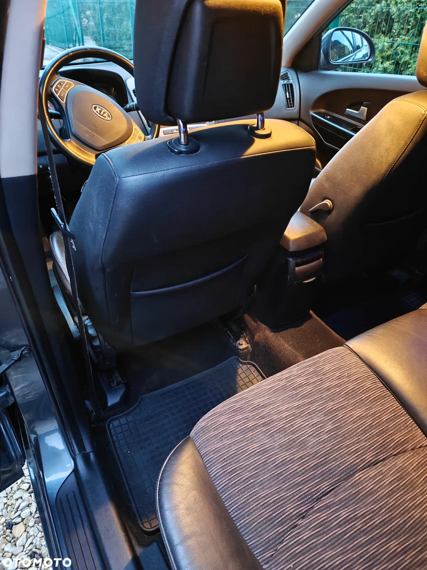Kia Ceed - 11