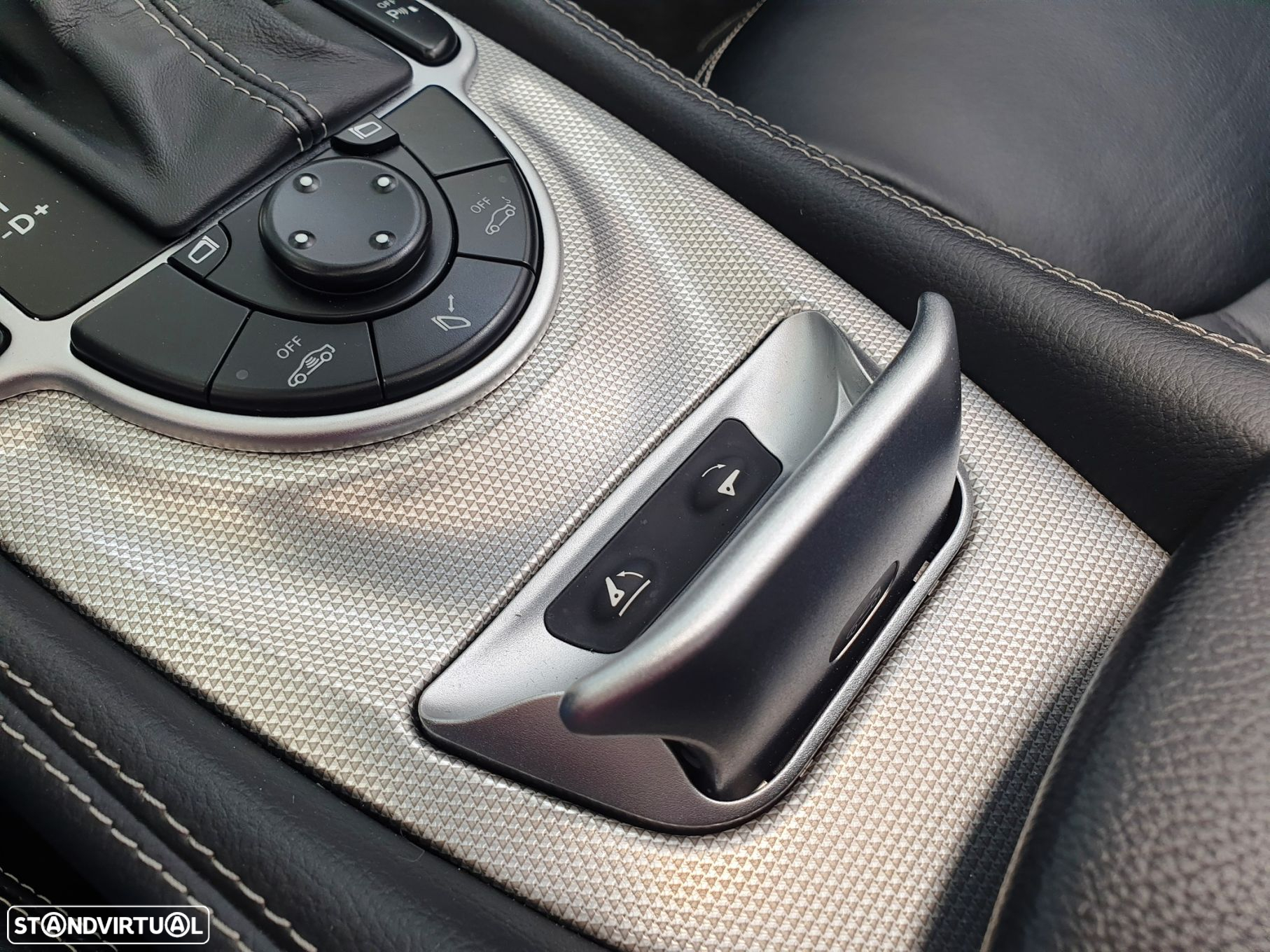 Mercedes-Benz SL 350 - 39