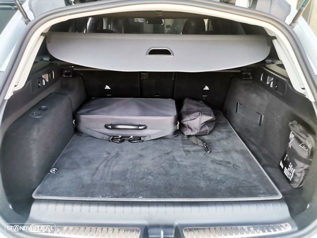 Mercedes-Benz C 300 e T 9G-TRONIC Avantgarde - 12