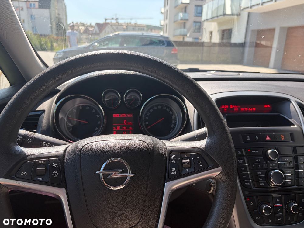 Opel Astra 1.6 - 13