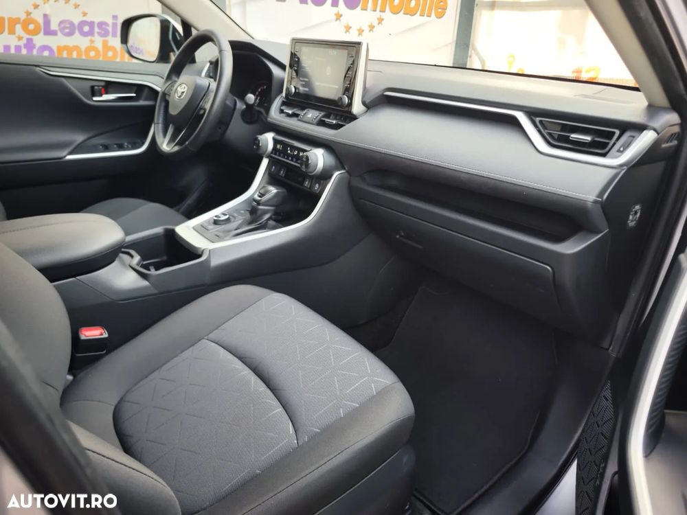 Toyota RAV4 2.0P CVT AWD Luxury - 15