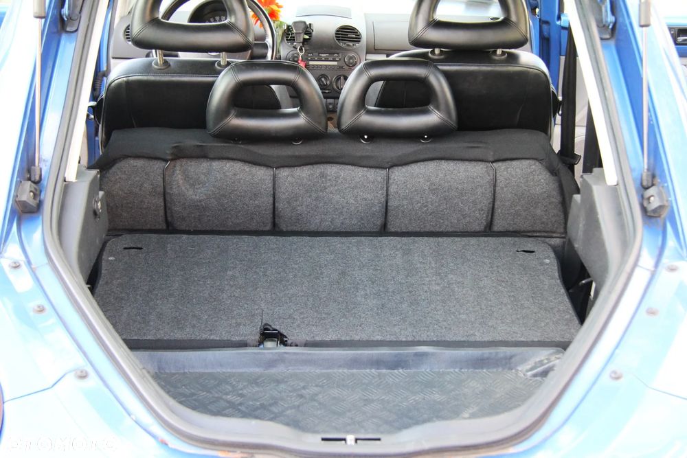 Volkswagen New Beetle - 18