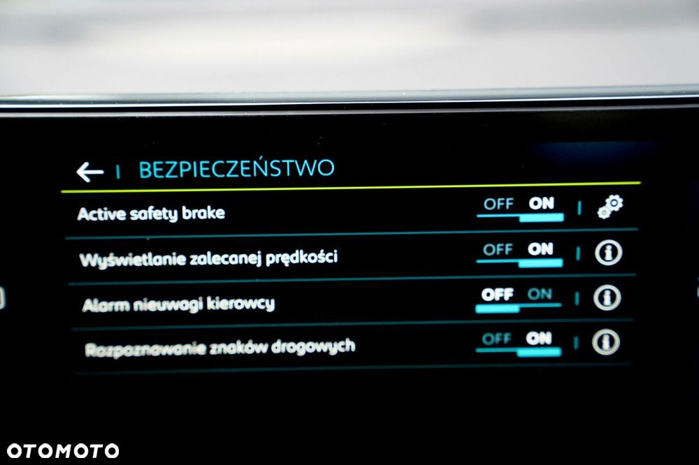 Peugeot 3008 - 40