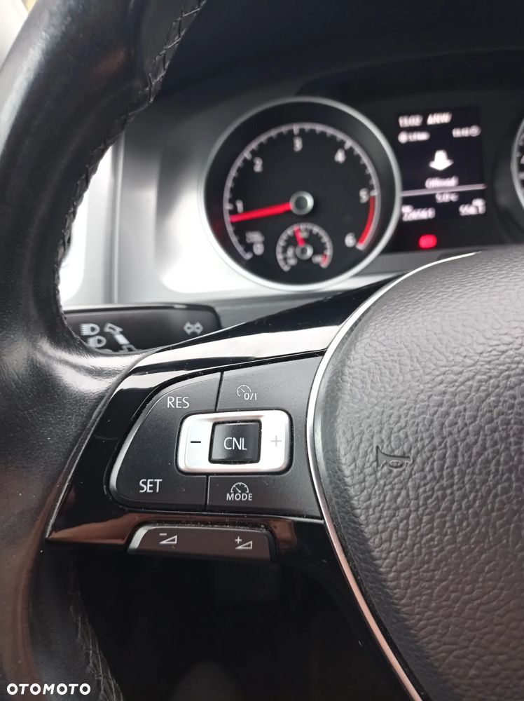 Volkswagen Golf VII 1.6 TDI BlueMotion Trendline - 29