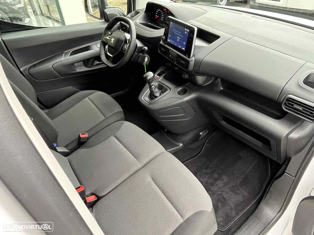 Peugeot Partner Premium Longa 1.5 BlueHDi 100cv - 23