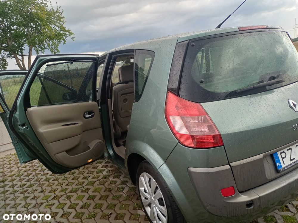 Renault Scenic 1.6 Confort Privilege - 15