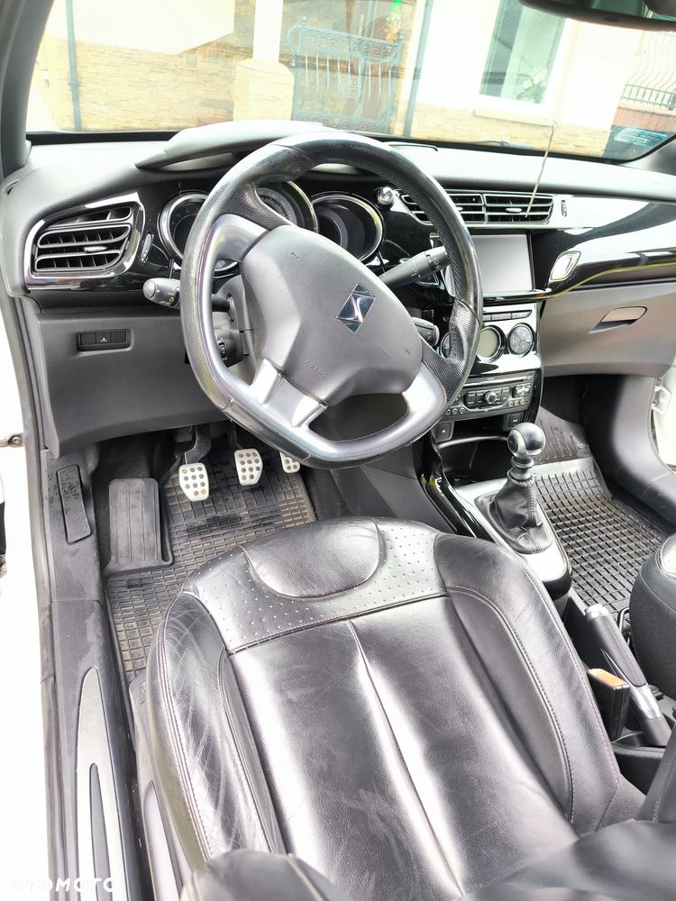 Citroën DS3 THP 150 SportChic - 9