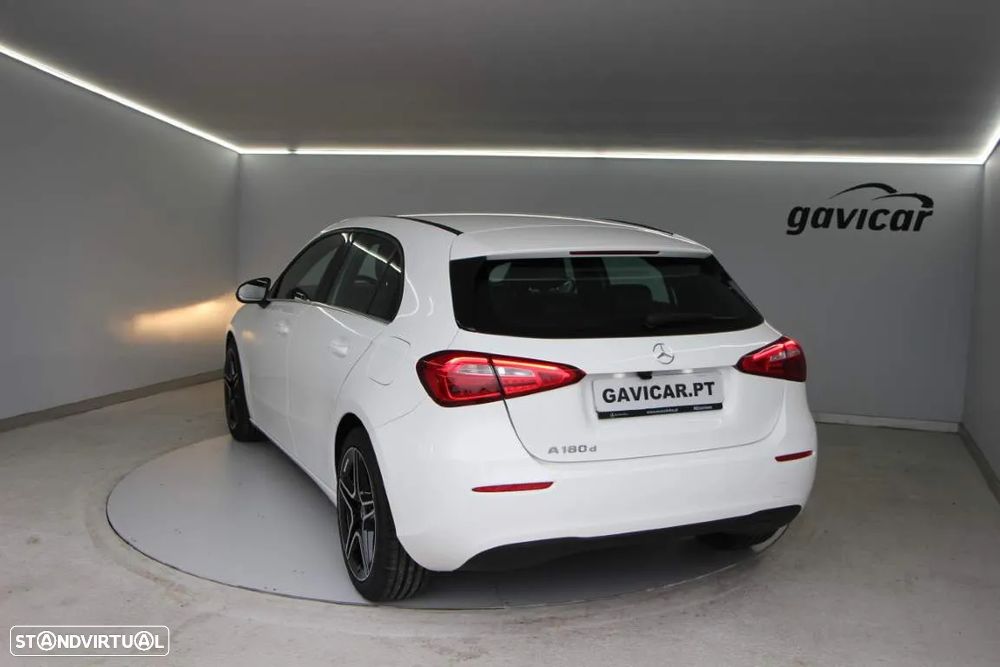 Mercedes-Benz A 180 d Business Solutions Grande Frota - 29