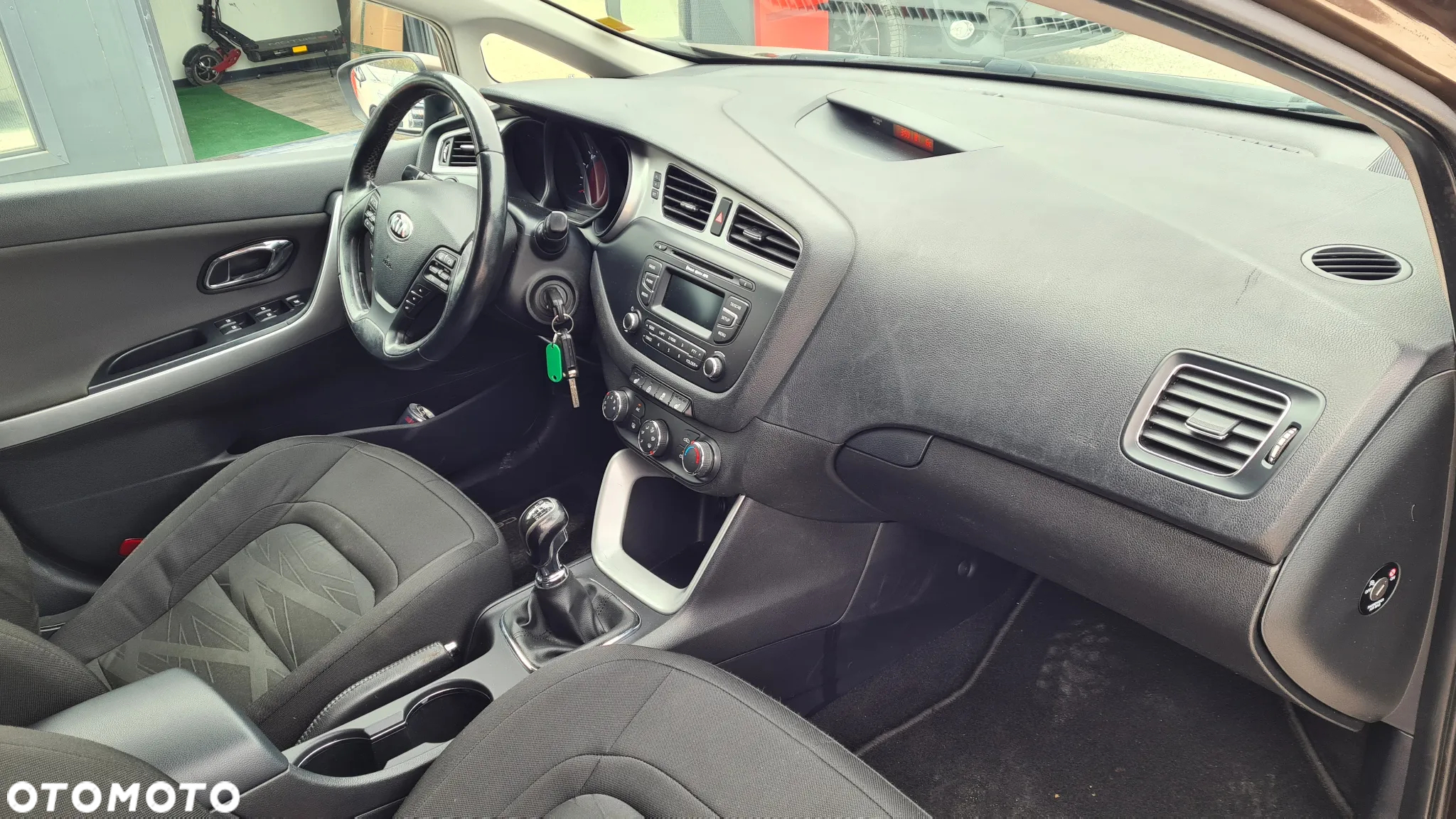 Kia Ceed - 5