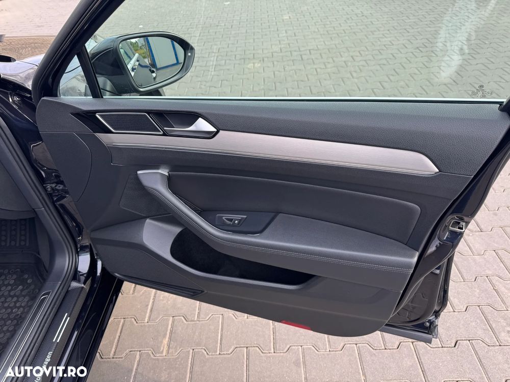 Volkswagen Passat 2.0 TDI DSG 4Motion Highline - 22