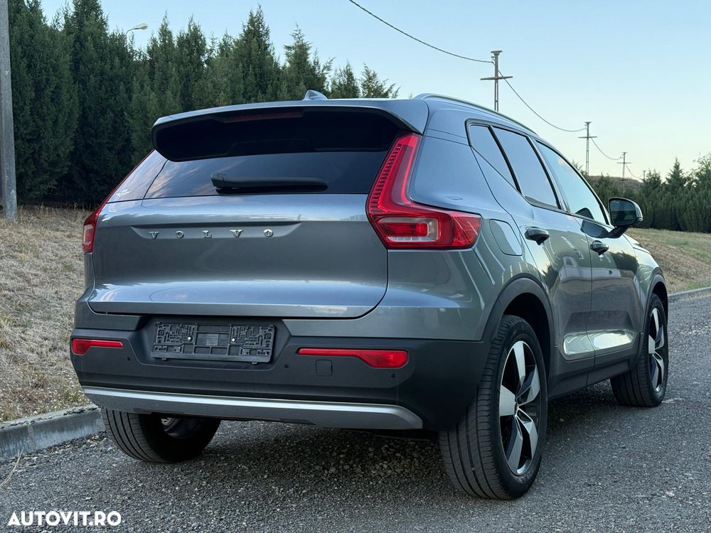 Volvo XC 40 D4 AWD Geartronic Momentum Pro - 6