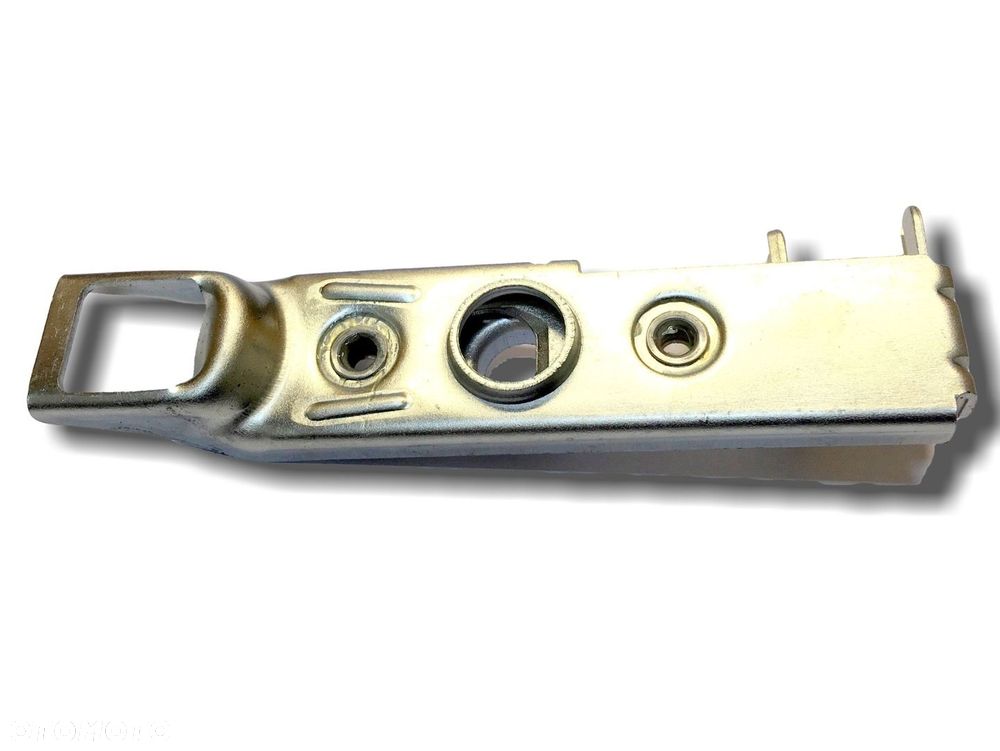 ZAMEK RYGIEL ZACZEP MASKI DÓŁ SPRINTER CRAFTER 06-