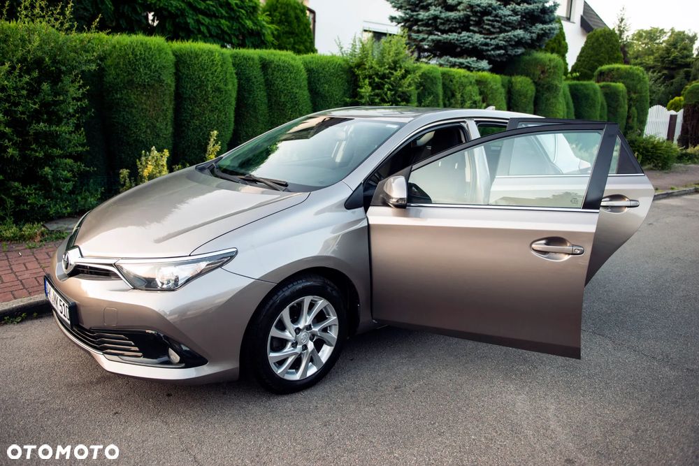 Toyota Auris 1.2 Turbo Comfort - 13