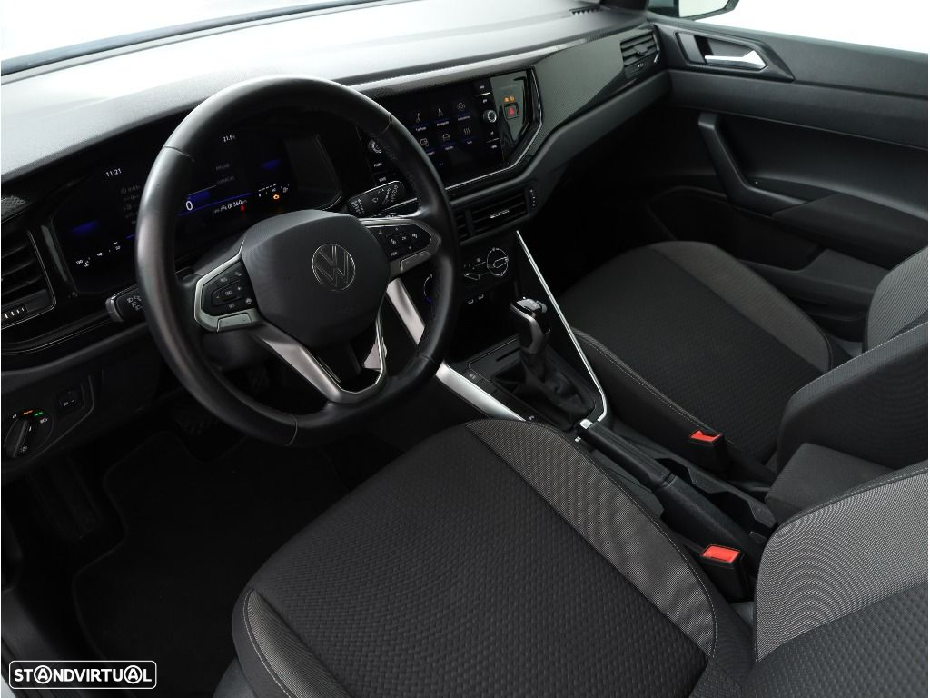 VW Polo 1.0 TSI Urban DSG - 23