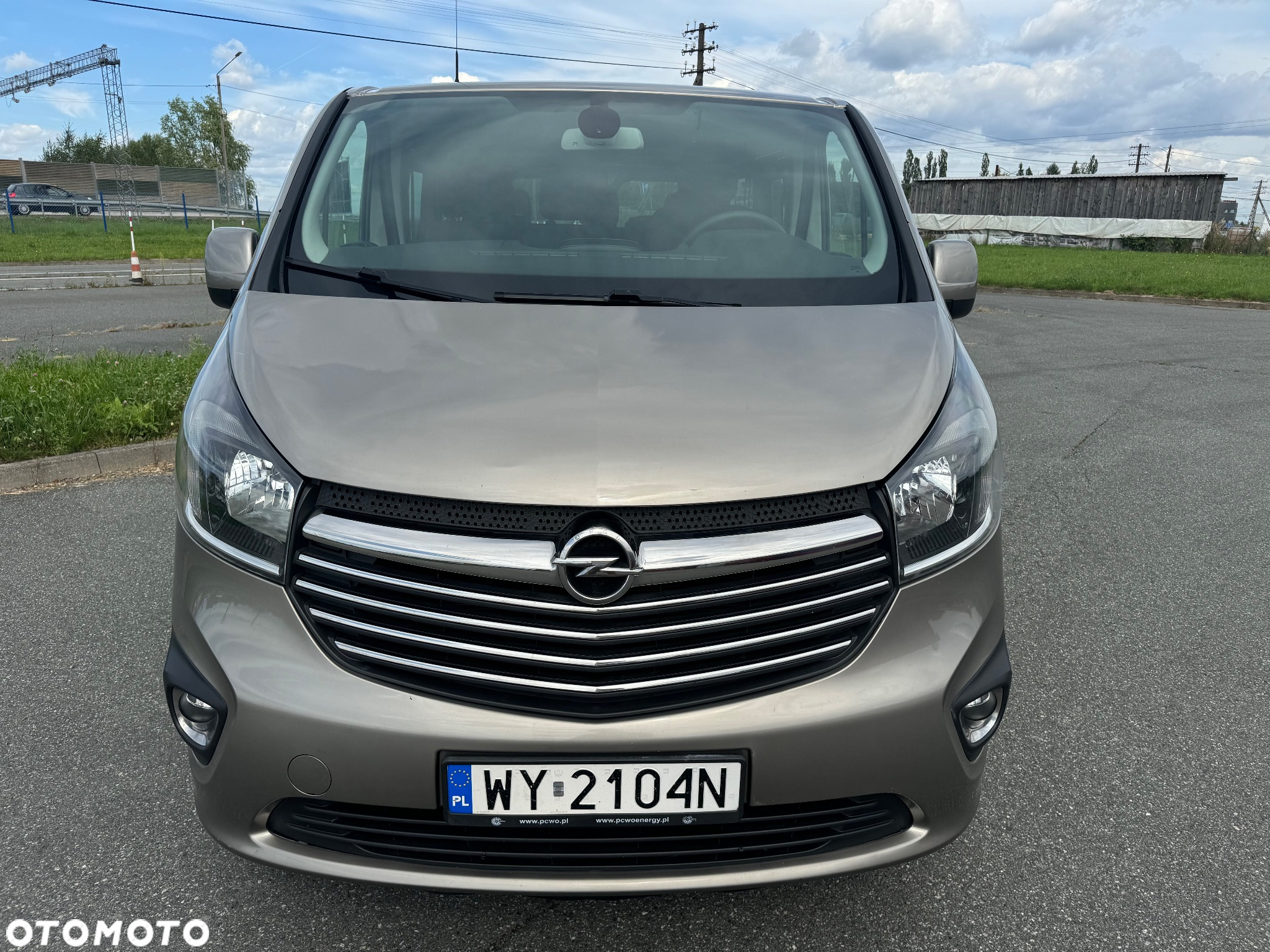 Opel Vivaro - 10