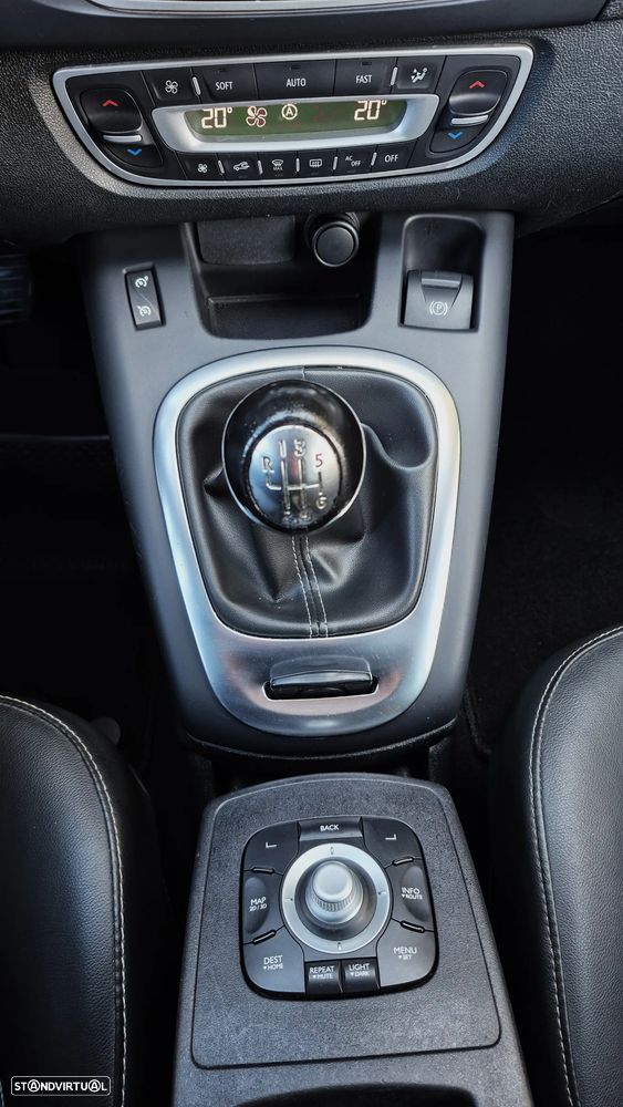 Renault Grand Scénic 1.5 dCi Bose Edition 7L - 11