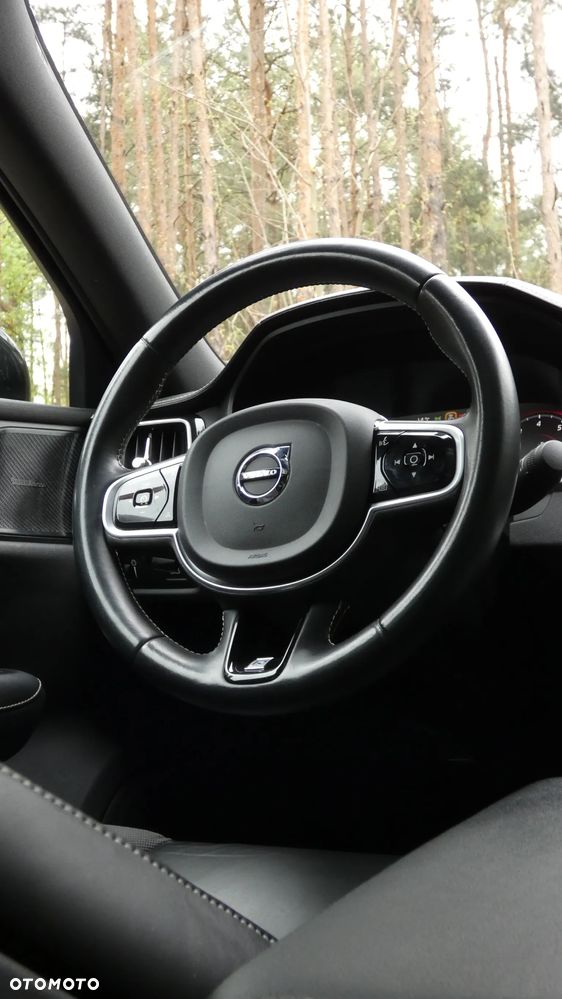 Volvo S60 T6 AWD R-Design - 17
