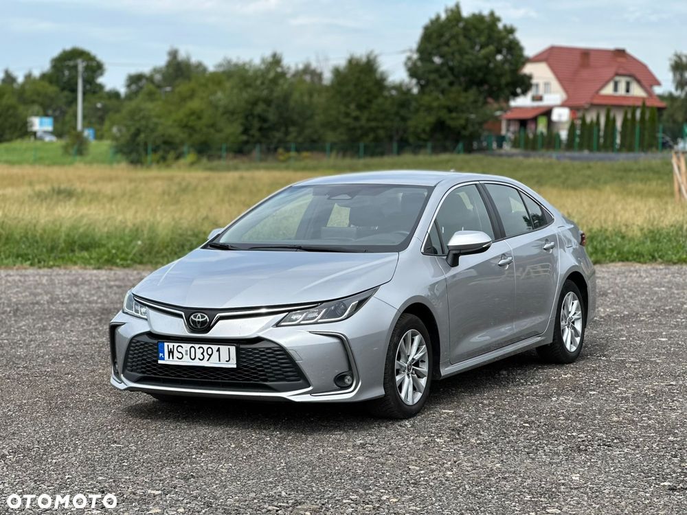 Toyota Corolla - 2
