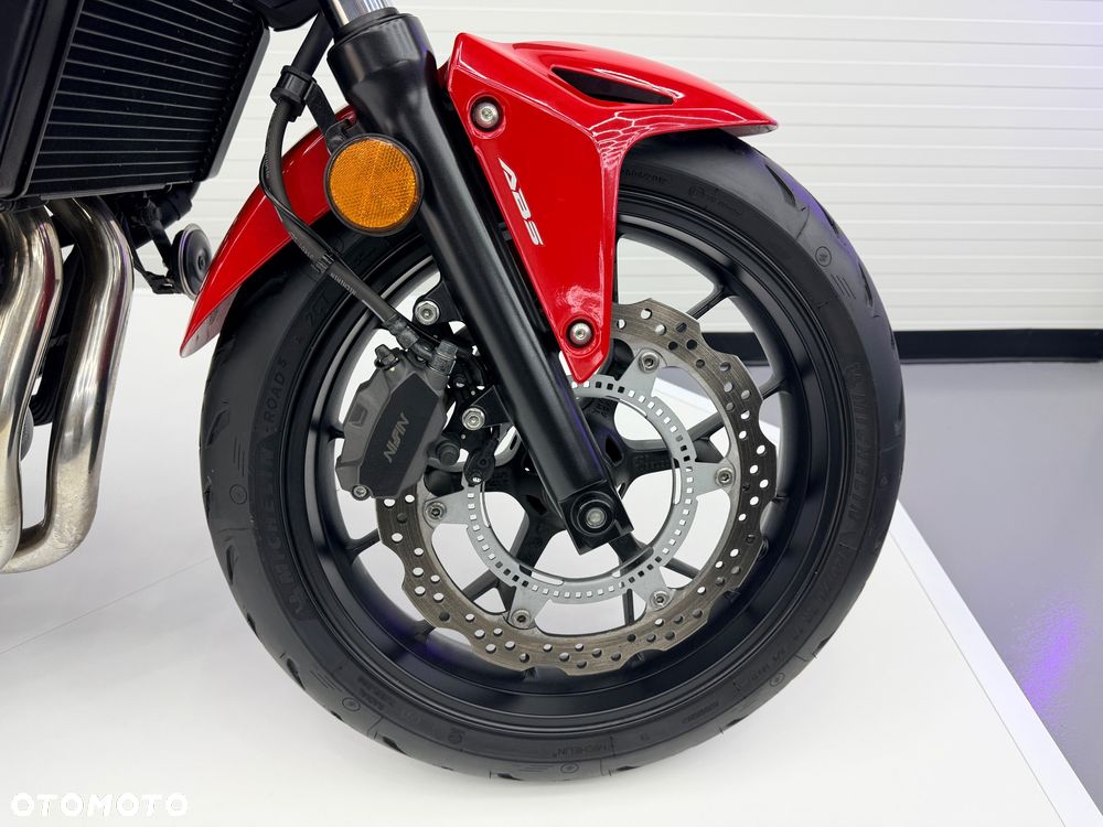 Honda CB - 9