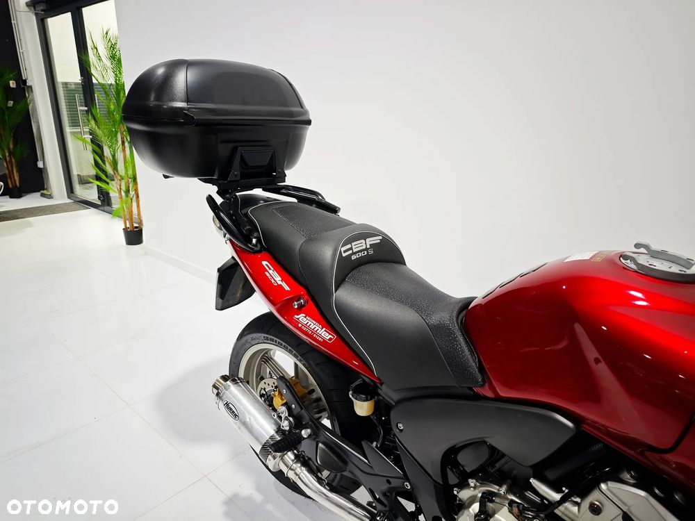 Honda CBF - 11