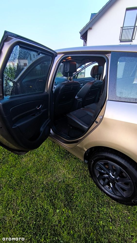 Renault Scenic dCi 110 LIMITED - 21