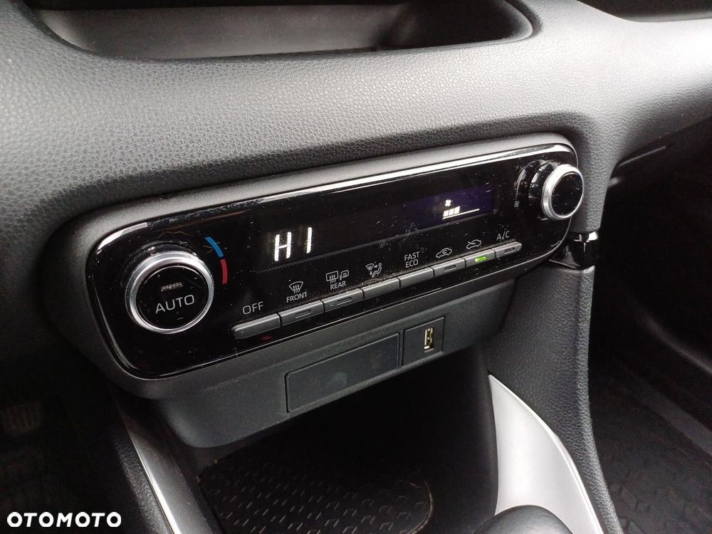 Toyota Yaris Hybrid 1.5 Comfort - 25