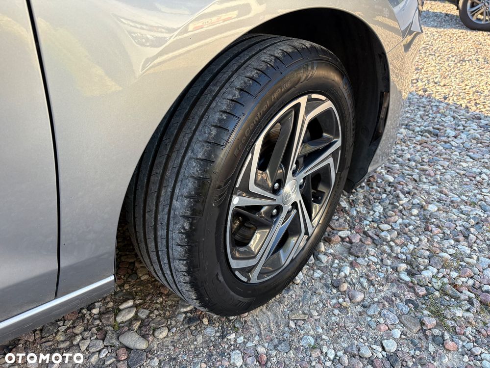 Hyundai i30 1.5 DPI Modern - 10