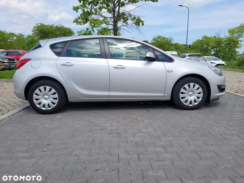 Opel Astra 1.6 Active - 4