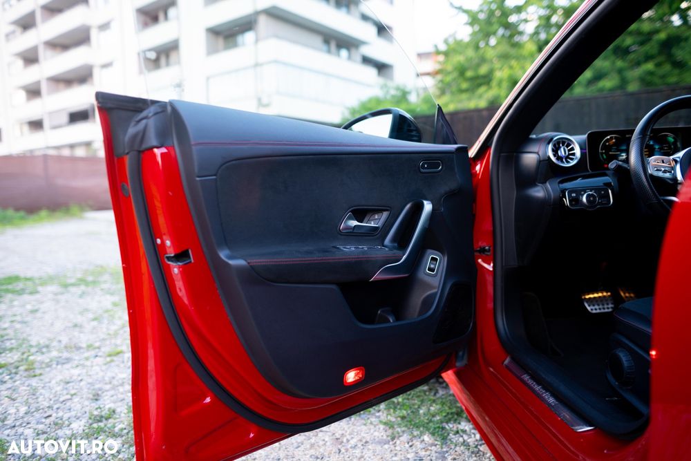 Mercedes-Benz CLA 250 4Matic 7G-DCT AMG Line - 26