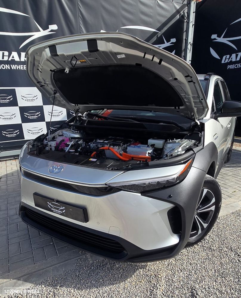 Toyota bZ4X Lounge - 5