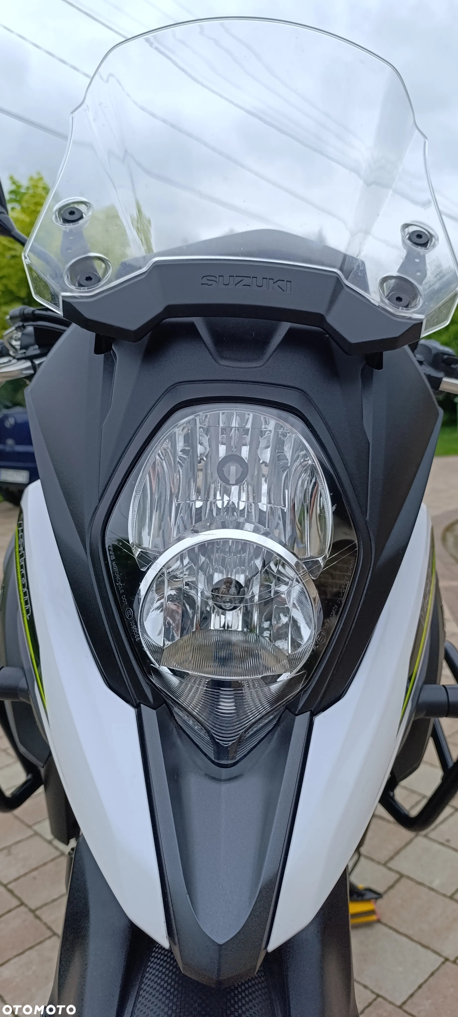 Suzuki V-STROM - 20