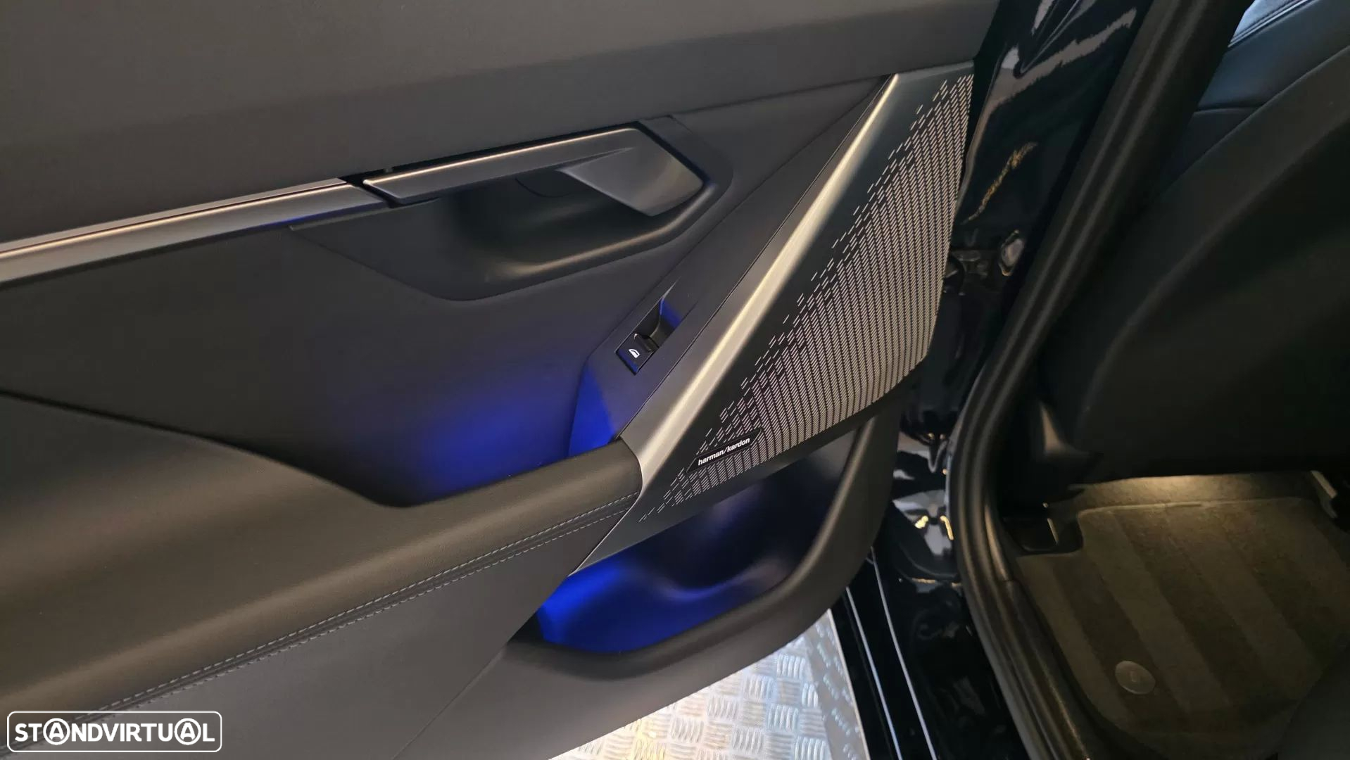 BMW 530 e Pack Desportivo M Pro - 37