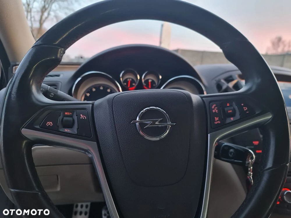 Opel Insignia 1.6 Turbo Cosmo - 10